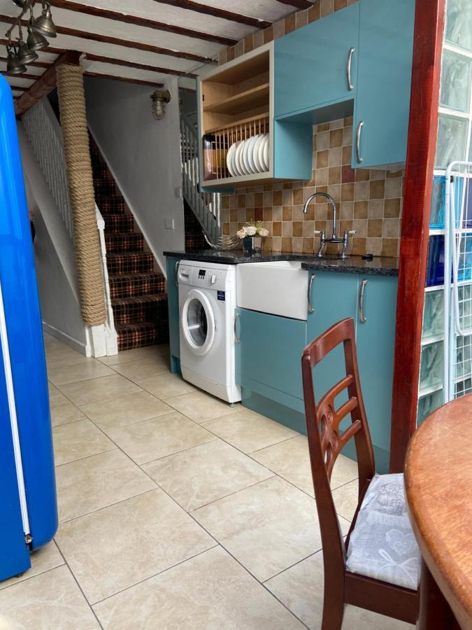 Teign Townhouse Within Reach Of The Beach Teignmouth Extérieur photo